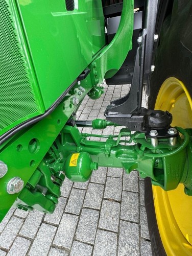 John Deere 6R 150