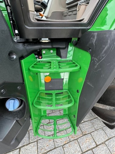 John Deere 6R 150