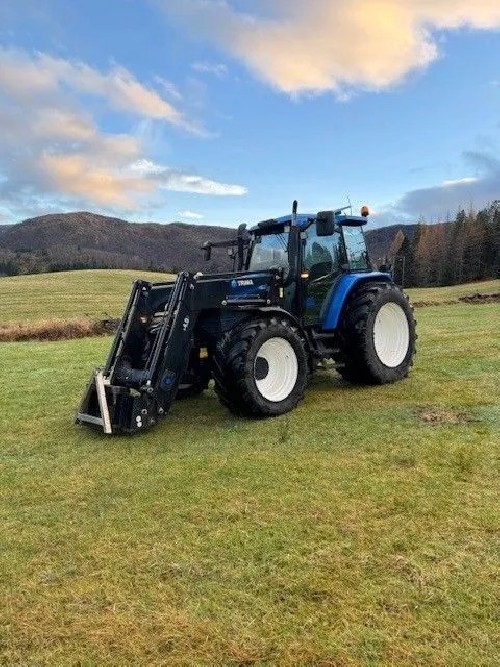 New Holland Ts115