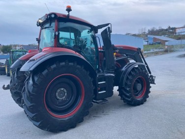 Valtra T235