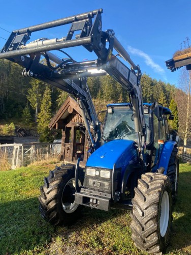 New Holland TL90