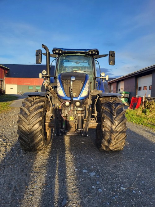 New Holland T7.270ac