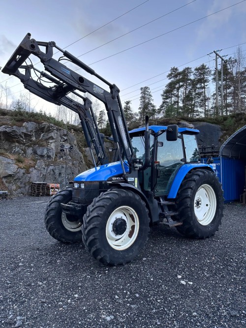 New Holland TS115 TURBO