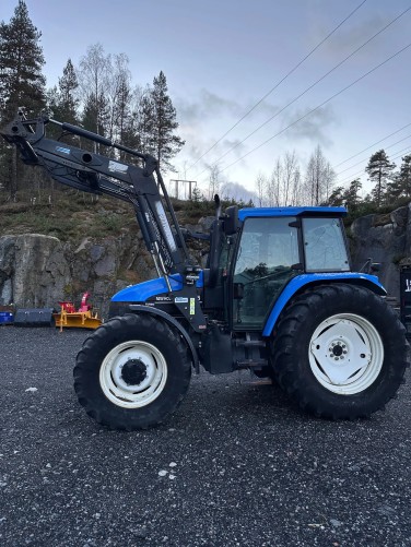 New Holland TS115 TURBO