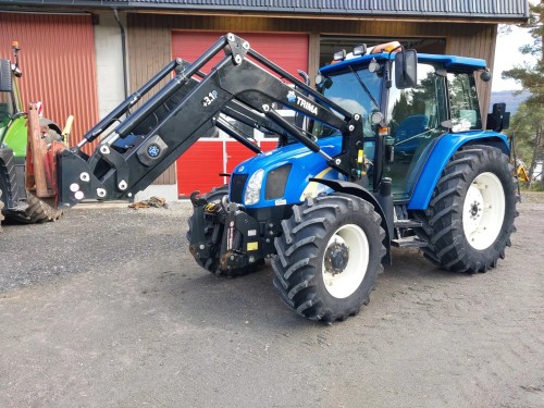 New Holland TL100A