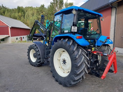 New Holland TL100A