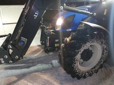 New Holland TL100A