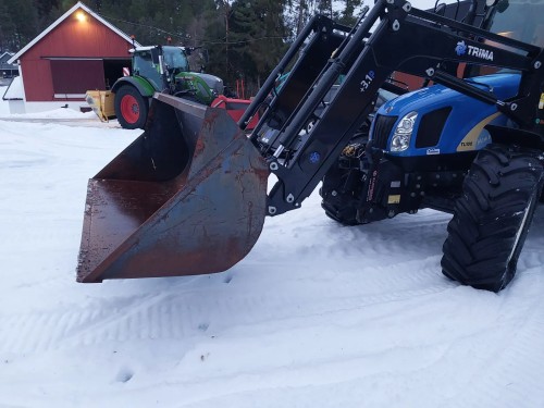 New Holland TL100A