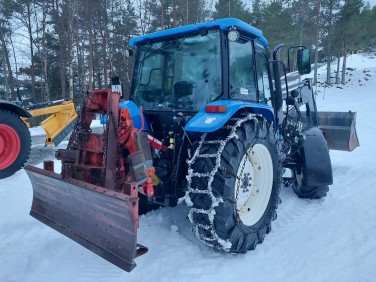 New Holland TL100A