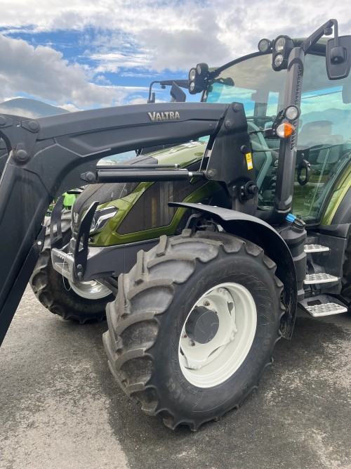 Valtra G115A