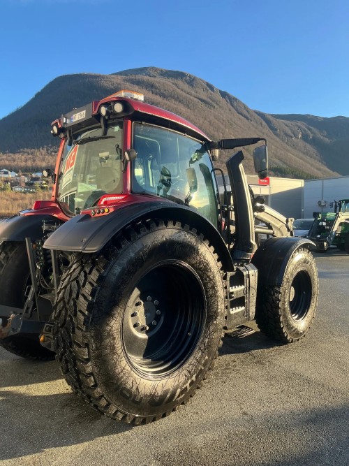 Valtra N175D