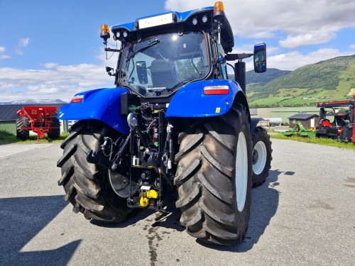 New Holland T6.180 Puissance au méthane