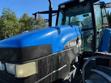 New Holland 8160