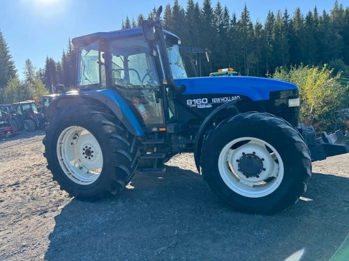 New Holland 8160