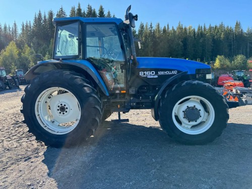 New Holland 8160