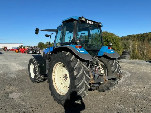 New Holland 8160