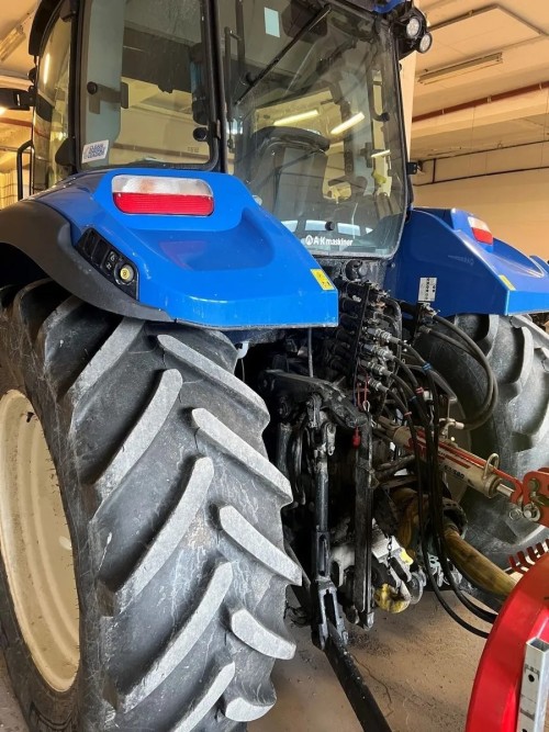 New Holland T5.120