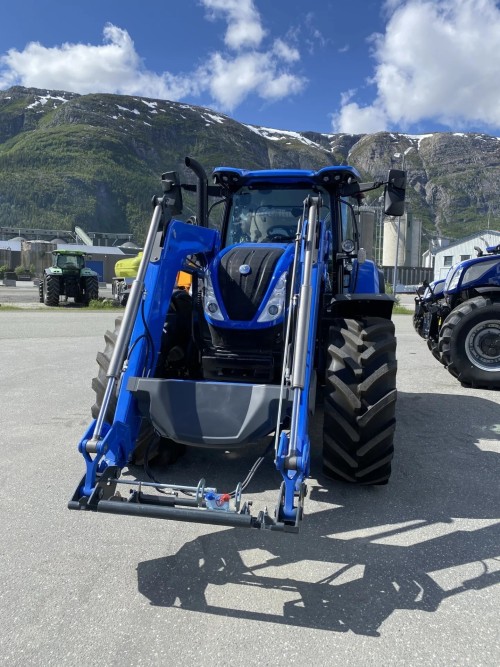 new-holland-t5120