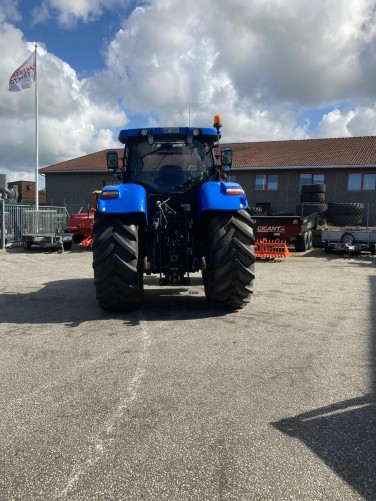 New Holland T7.210AC