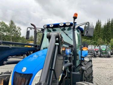 New Holland T 5060