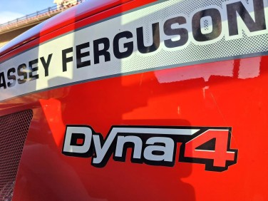 Massey Ferguson 5711 M Dyna 4, accord ESG