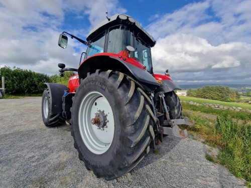 Massey Ferguson 7718