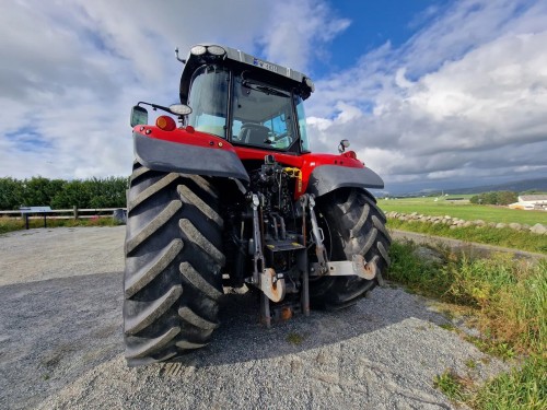 Massey Ferguson 7718