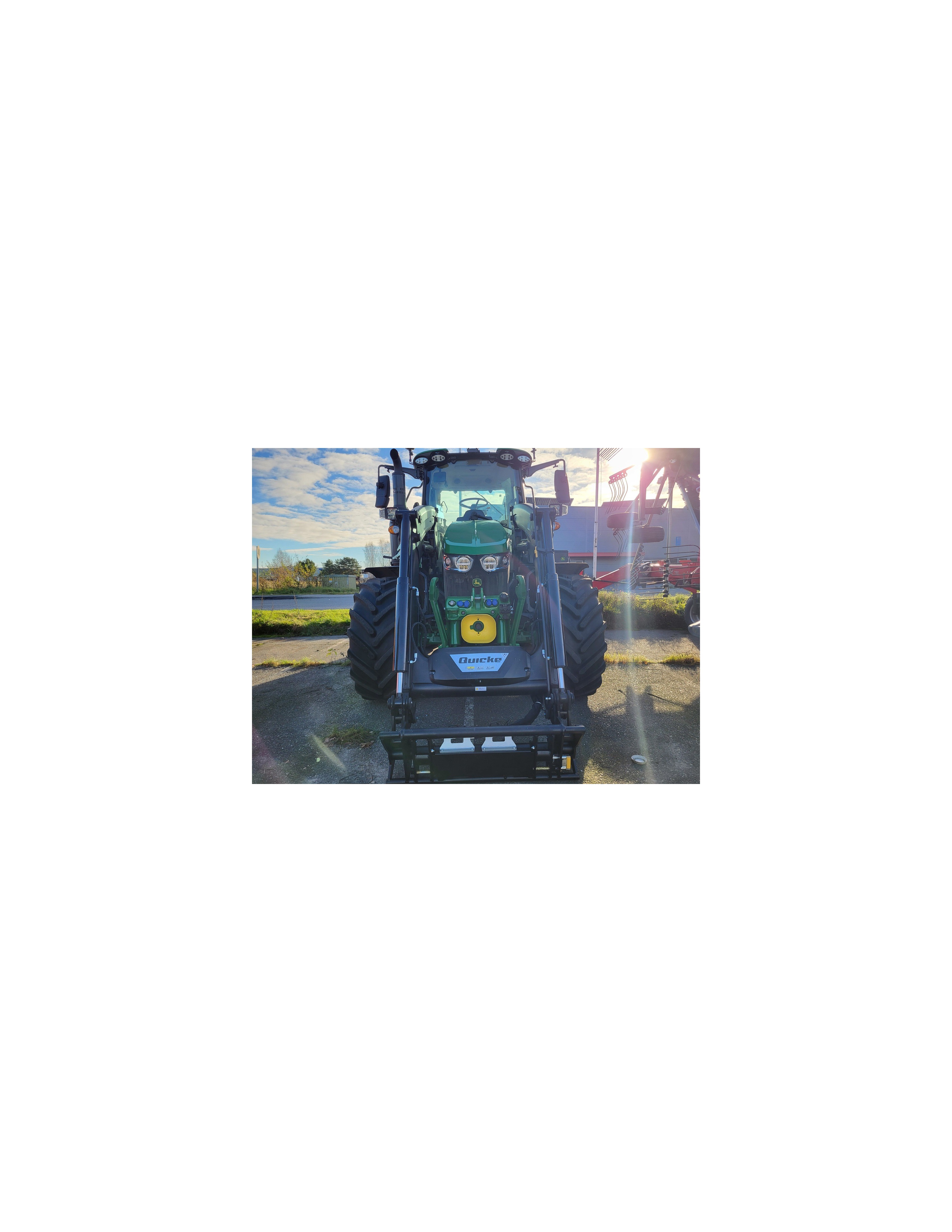 John Deere 6120M