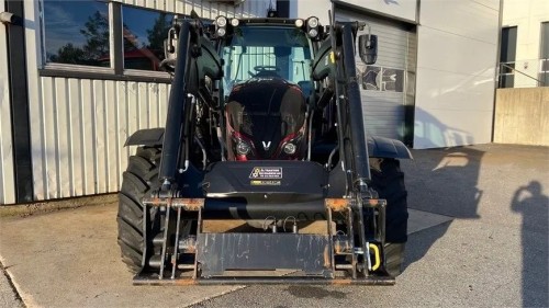 Valtra N104 H5