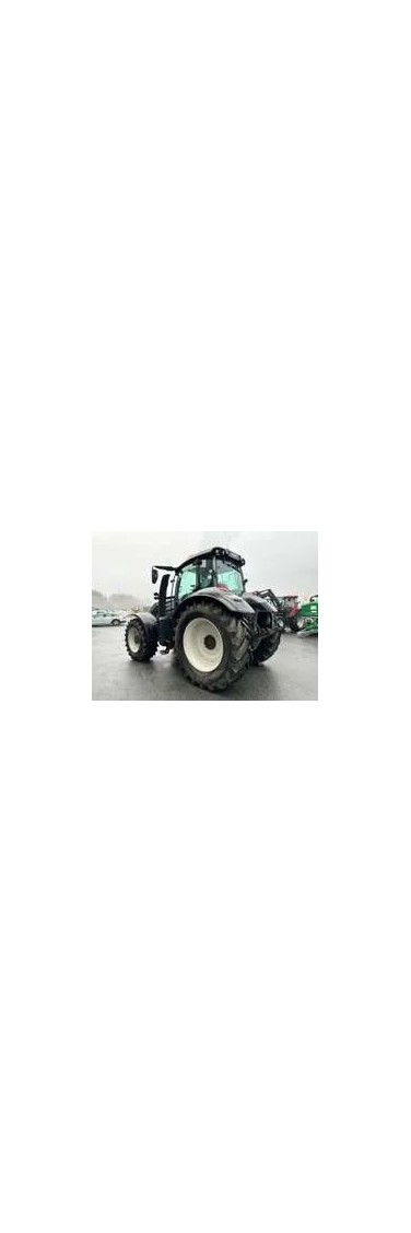 Valtra T214D