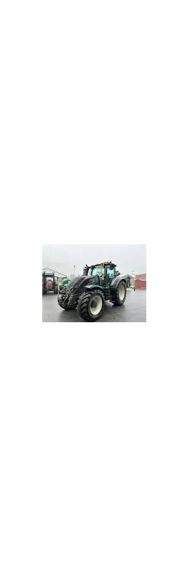 Valtra T214D