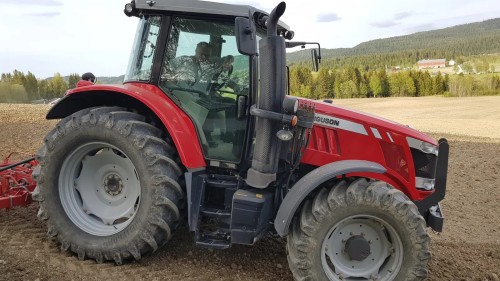 massey-ferguson-5s145