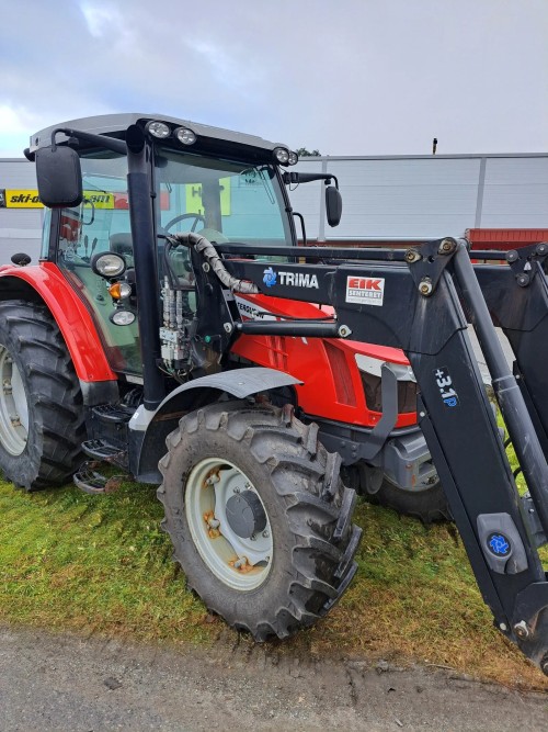 Massey Ferguson 5712SL Dyna4