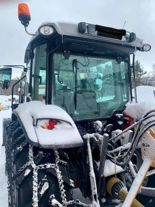 Massey Ferguson 4710 M Dyna 2