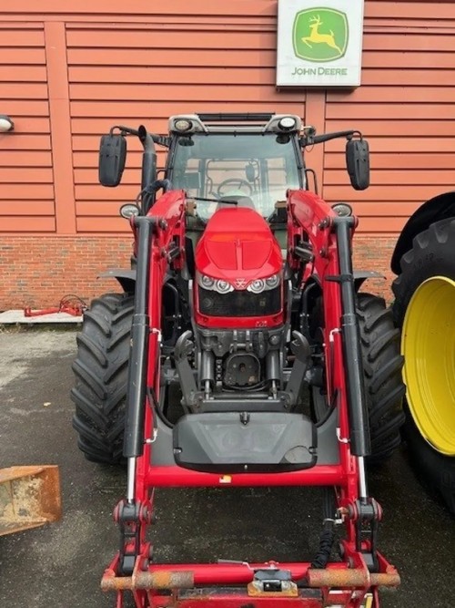 Massey Ferguson MF 5713 S