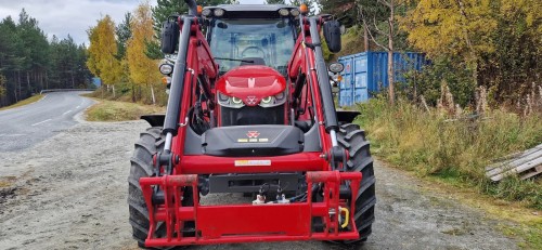 Massey Ferguson 7715S