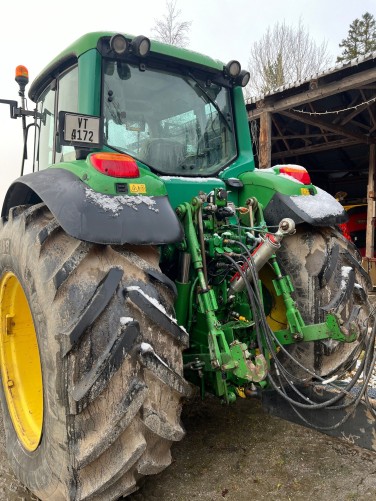 John Deere 6920