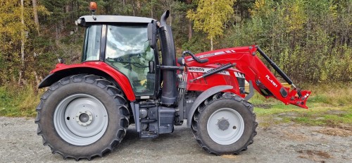 Massey Ferguson 7715S