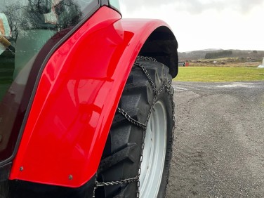 Massey Ferguson 5450 Dyna 4