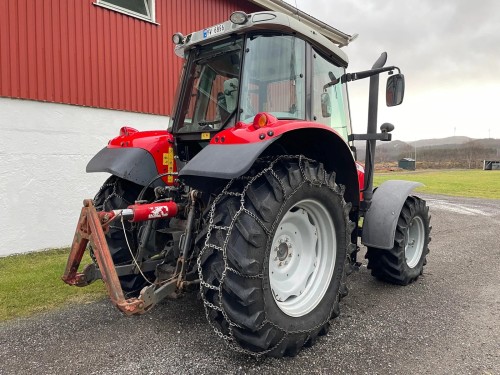 Massey Ferguson 5450 Dyna 4