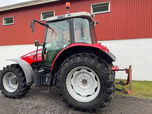 Massey Ferguson 5450 Dyna 4