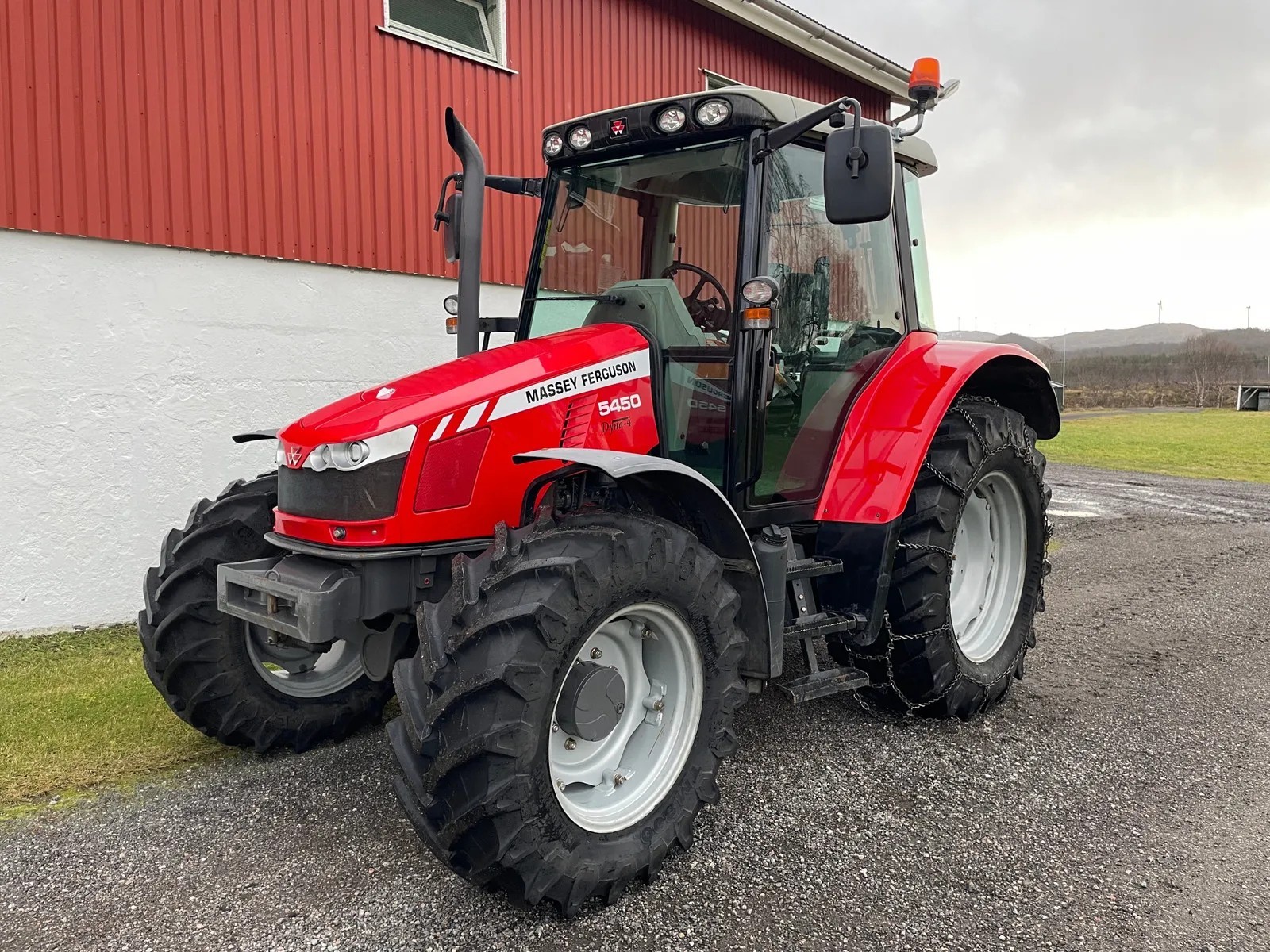 Massey Ferguson 5450 Dyna 4