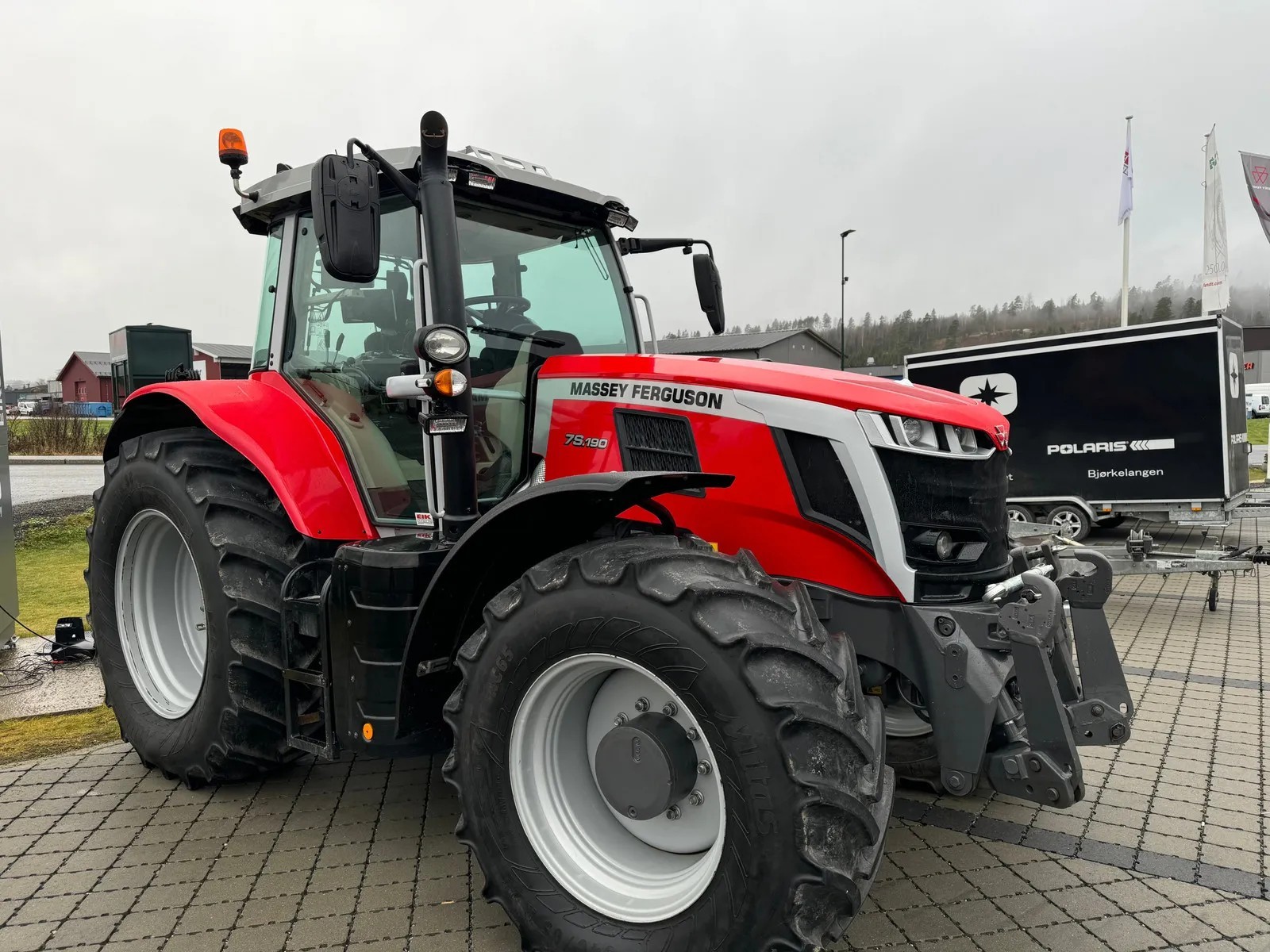 Massey Ferguson 7S.190 Dyna VT