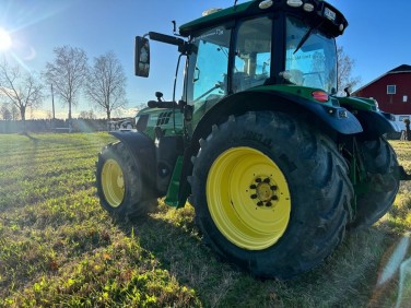 John Deere 6130R