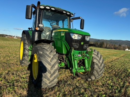 John Deere 6130R