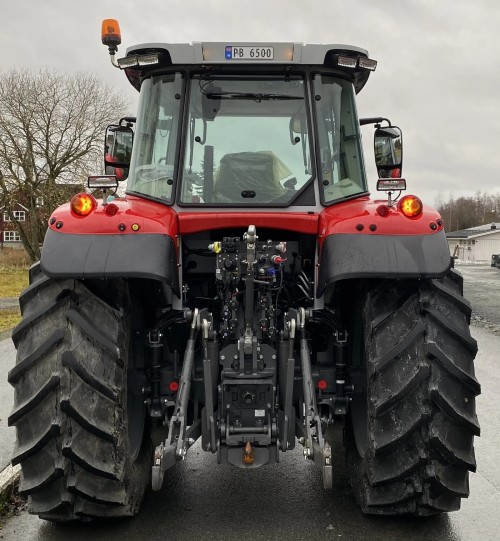 Massey Ferguson 6S.135