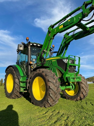 John Deere 6130R