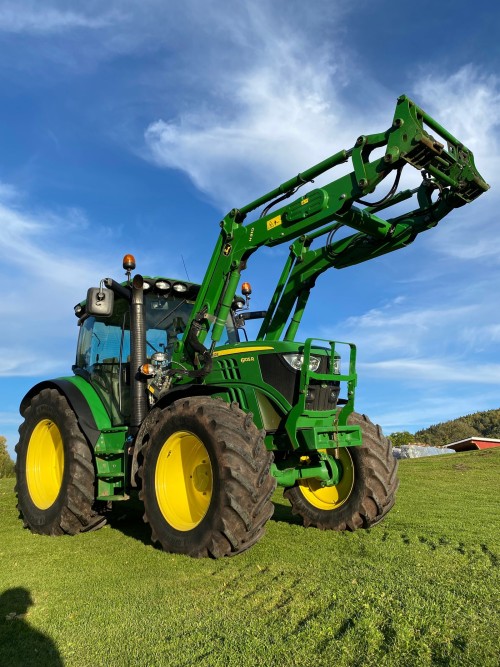 John Deere 6130R