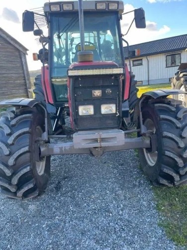 Massey Ferguson 6150-4