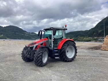 Massey Ferguson MF 5S.145 Dyna-6